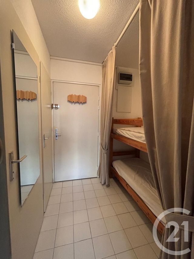 Appartement Studio cabine &agrave; louer - 2 pi&egrave;ces - 23,61 m2 - La Grande Motte - 34 - LANGUEDOC-ROUSSILLON