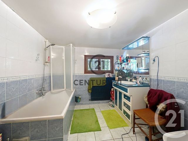 Maison à vendre - 5 pièces - 121 m2 - Chelles - 77 - ILE-DE-FRANCE