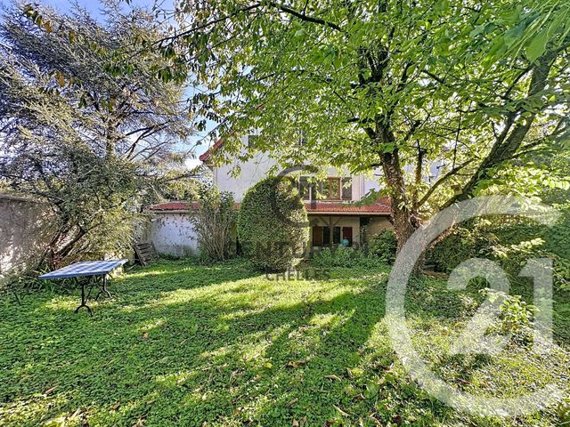 Maison à vendre - 5 pièces - 121 m2 - Chelles - 77 - ILE-DE-FRANCE