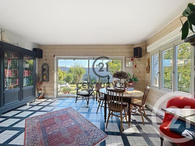 Maison à vendre - 9 pièces - 175 m2 - Chelles - 77 - ILE-DE-FRANCE