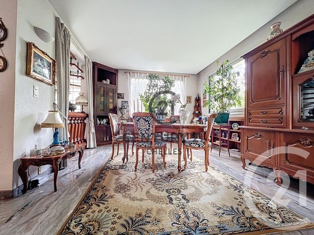 Maison &agrave; vendre - 8 pi&egrave;ces - 205,95 m2 - Chelles - 77 - ILE-DE-FRANCE