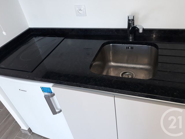 Appartement F1 &agrave; louer - 1 pi&egrave;ce - 27,95 m2 - Villiers Sur Marne - 94 - ILE-DE-FRANCE