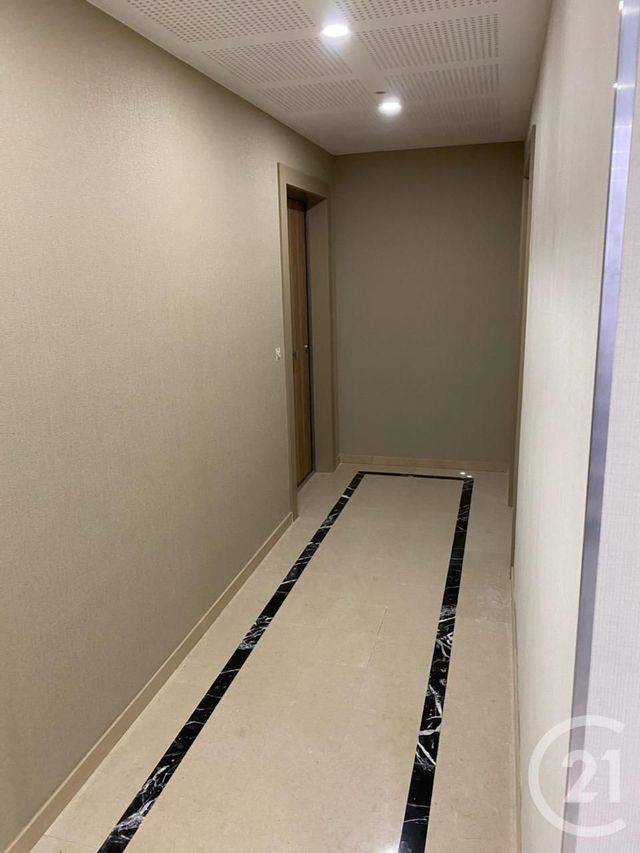 Appartement F1 &agrave; louer - 1 pi&egrave;ce - 27,95 m2 - Villiers Sur Marne - 94 - ILE-DE-FRANCE