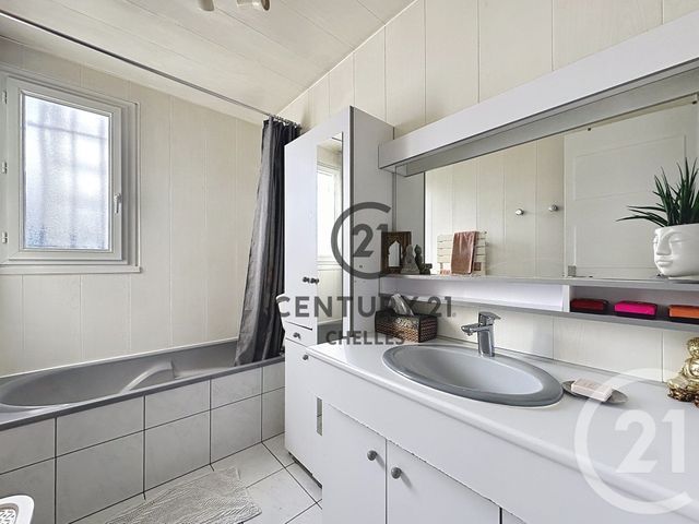 Maison &agrave; vendre - 5 pi&egrave;ces - 91,18 m2 - Chelles - 77 - ILE-DE-FRANCE