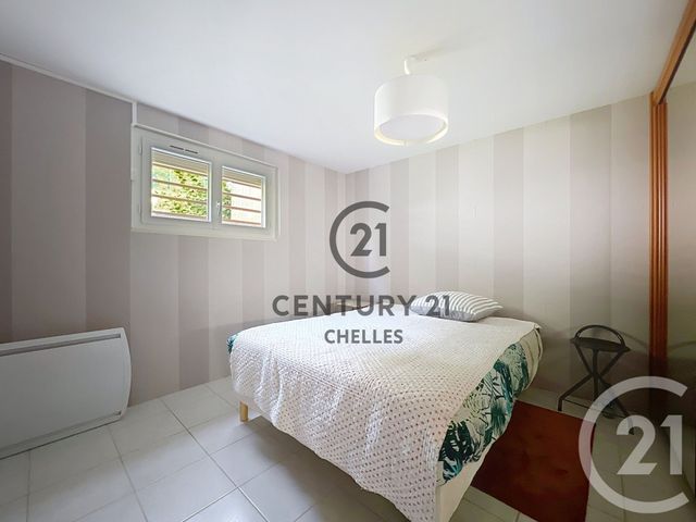 Maison &agrave; vendre - 8 pi&egrave;ces - 138 m2 - Chelles - 77 - ILE-DE-FRANCE