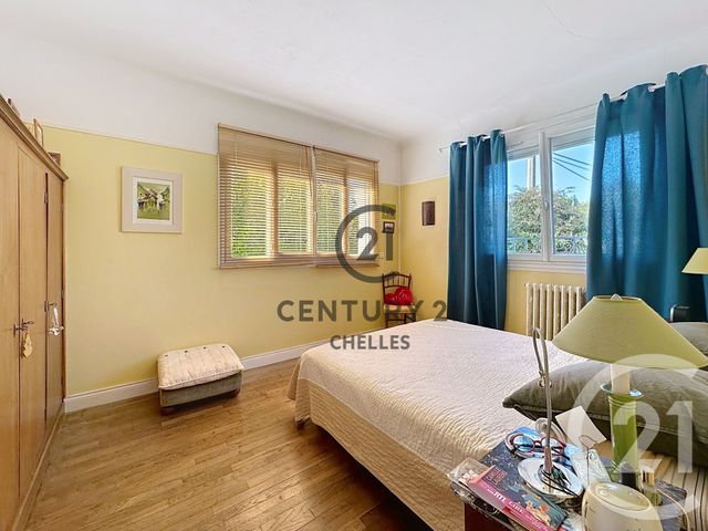 Maison &agrave; vendre - 9 pi&egrave;ces - 175 m2 - Chelles - 77 - ILE-DE-FRANCE