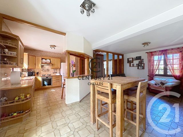 Maison &agrave; vendre - 6 pi&egrave;ces - 114,94 m2 - Chelles - 77 - ILE-DE-FRANCE