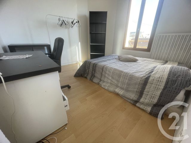 Maison &agrave; vendre - 8 pi&egrave;ces - 130 m2 - Chelles - 77 - ILE-DE-FRANCE