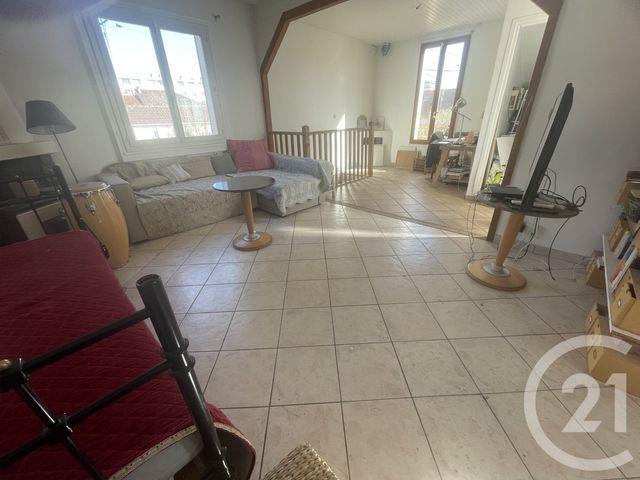 Maison &agrave; vendre - 8 pi&egrave;ces - 130 m2 - Chelles - 77 - ILE-DE-FRANCE