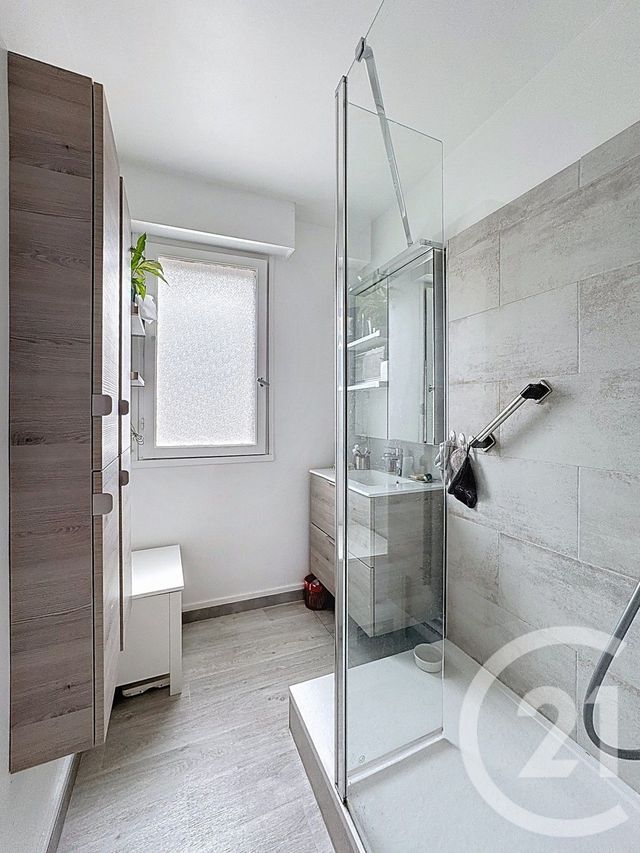 Appartement F4 &agrave; vendre - 4 pi&egrave;ces - 81,19 m2 - St Denis - 93 - ILE-DE-FRANCE