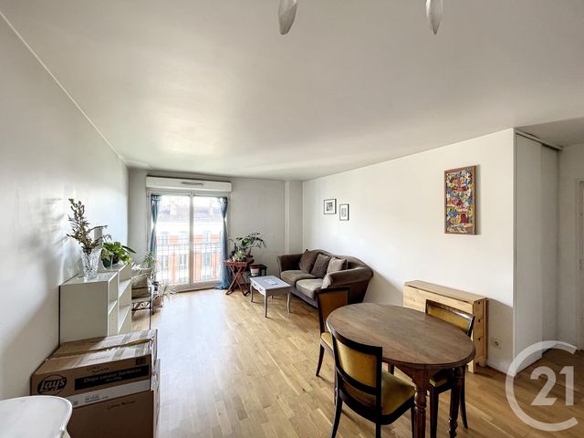 Appartement F3 à vendre - 3 pièces - 62,02 m2 - St Denis - 93 - ILE-DE-FRANCE