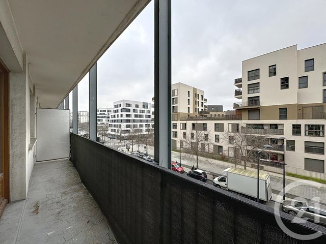 Appartement F4 à vendre - 4 pièces - 72,55 m2 - St Denis - 93 - ILE-DE-FRANCE
