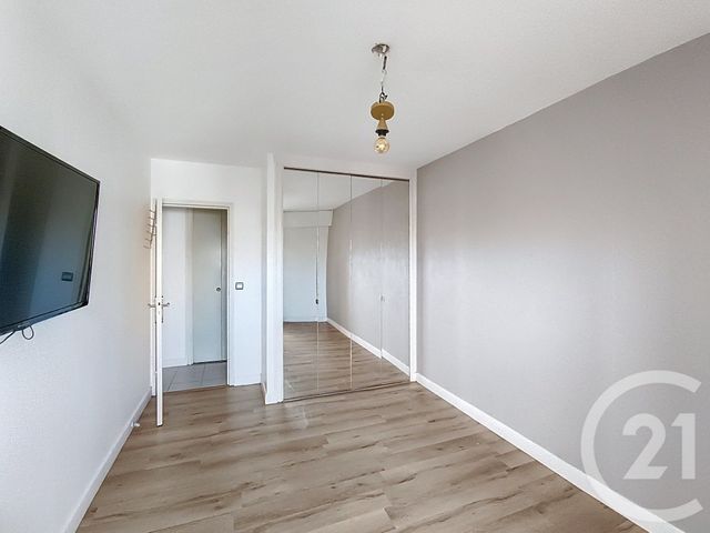 Appartement F4 &agrave; vendre - 4 pi&egrave;ces - 78,43 m2 - St Denis - 93 - ILE-DE-FRANCE