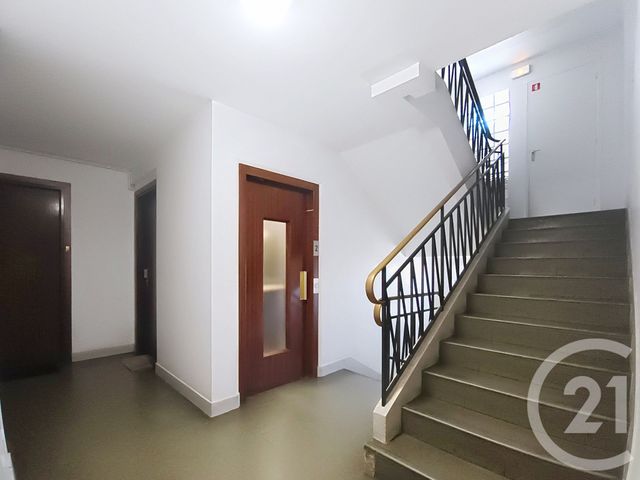 Appartement F3 à vendre - 3 pièces - 71,67 m2 - St Denis - 93 - ILE-DE-FRANCE