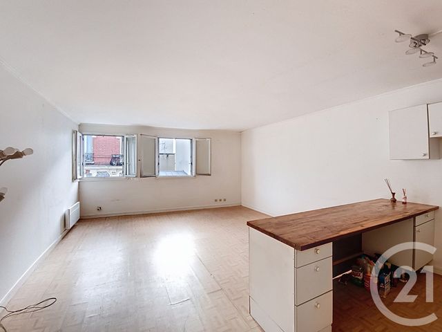 Appartement F2 bis à vendre - 2 pièces - 60,42 m2 - St Denis - 93 - ILE-DE-FRANCE