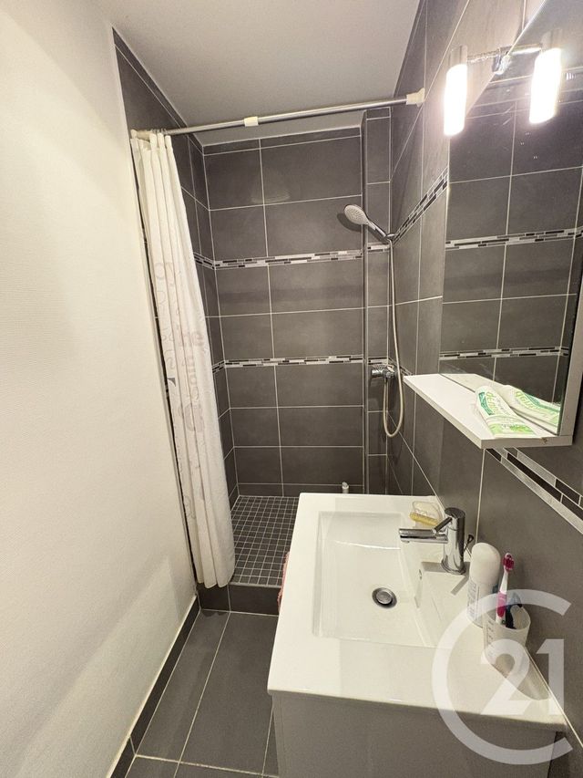 Appartement F3 à vendre - 3 pièces - 51,67 m2 - St Denis - 93 - ILE-DE-FRANCE