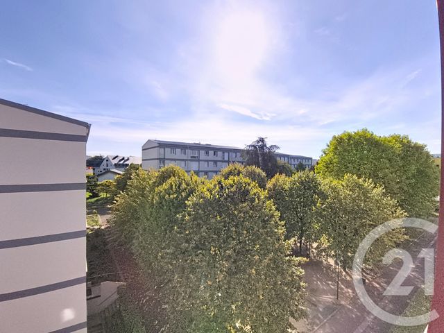 Appartement F4 &agrave; vendre - 4 pi&egrave;ces - 69,08 m2 - St Denis - 93 - ILE-DE-FRANCE