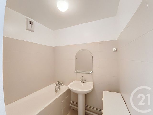 Appartement F4 &agrave; vendre - 4 pi&egrave;ces - 69,08 m2 - St Denis - 93 - ILE-DE-FRANCE