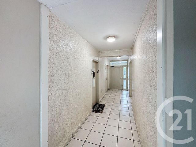 Appartement F4 &agrave; vendre - 4 pi&egrave;ces - 69,08 m2 - St Denis - 93 - ILE-DE-FRANCE