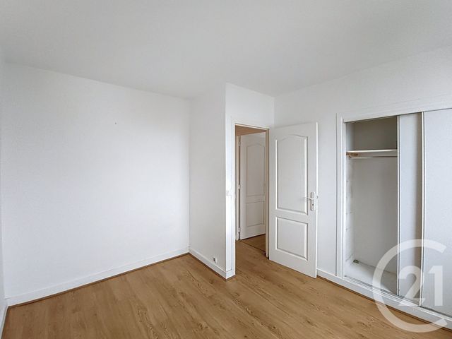 Appartement F3 à vendre - 3 pièces - 64,79 m2 - St Denis - 93 - ILE-DE-FRANCE
