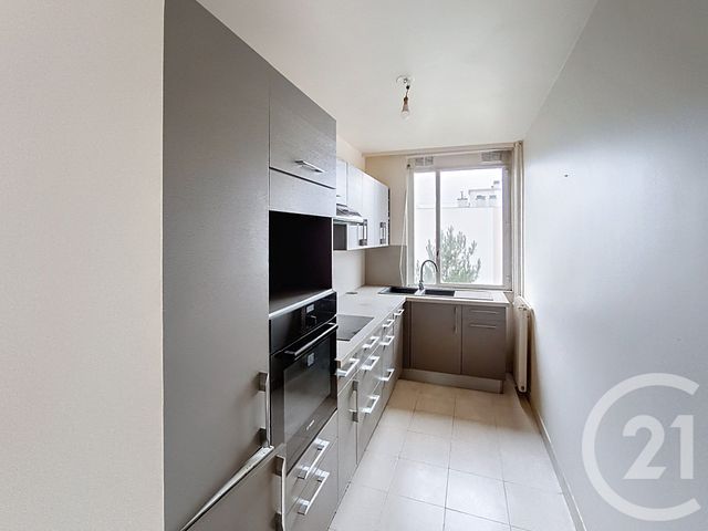 Appartement F3 à vendre - 3 pièces - 64,79 m2 - St Denis - 93 - ILE-DE-FRANCE