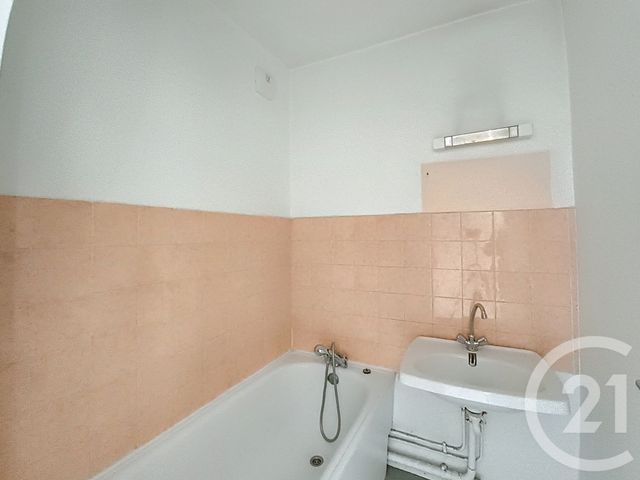 Appartement F2 &agrave; vendre - 2 pi&egrave;ces - 52,38 m2 - St Denis - 93 - ILE-DE-FRANCE