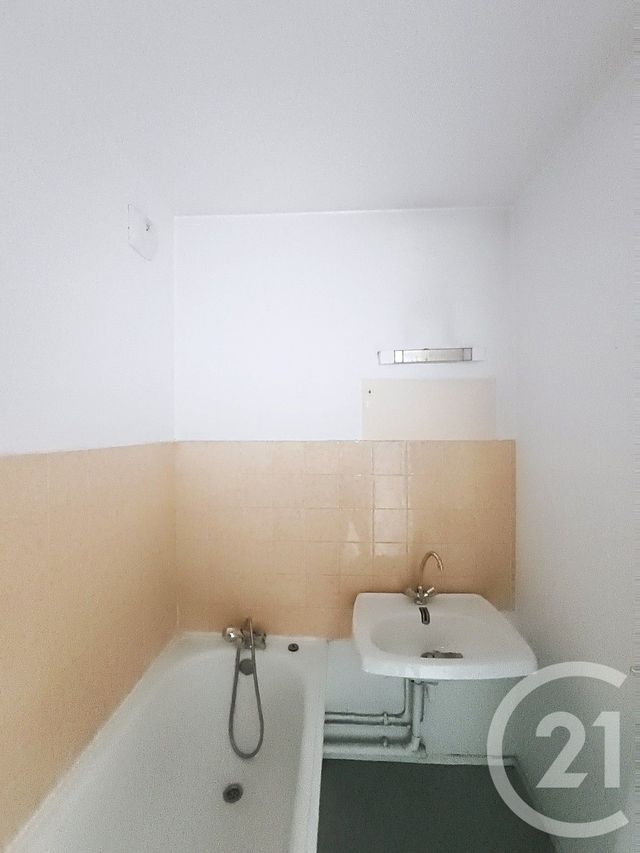 Appartement F2 &agrave; vendre - 2 pi&egrave;ces - 52,38 m2 - St Denis - 93 - ILE-DE-FRANCE
