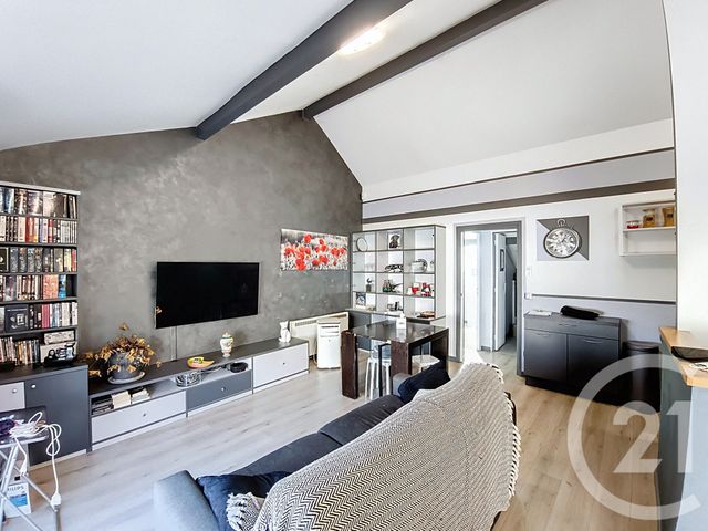 Appartement Duplex &agrave; vendre - 3 pi&egrave;ces - 54,39 m2 - St Denis - 93 - ILE-DE-FRANCE