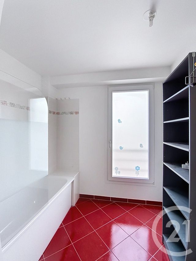 Appartement F3 &agrave; louer - 3 pi&egrave;ces - 69,69 m2 - L Ile St Denis - 93 - ILE-DE-FRANCE