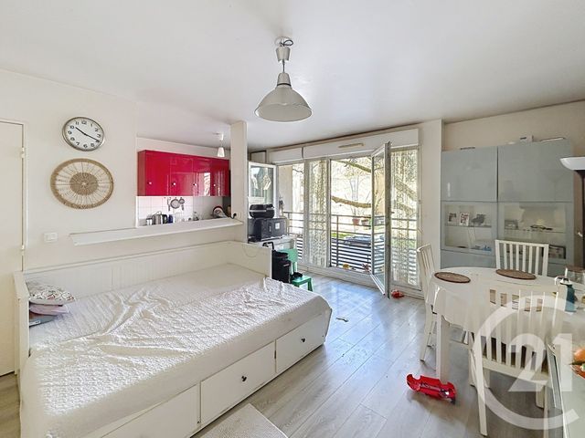 Appartement F3 &agrave; vendre - 3 pi&egrave;ces - 60,87 m2 - St Denis - 93 - ILE-DE-FRANCE