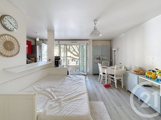 Appartement F3 &agrave; vendre - 3 pi&egrave;ces - 60,87 m2 - St Denis - 93 - ILE-DE-FRANCE