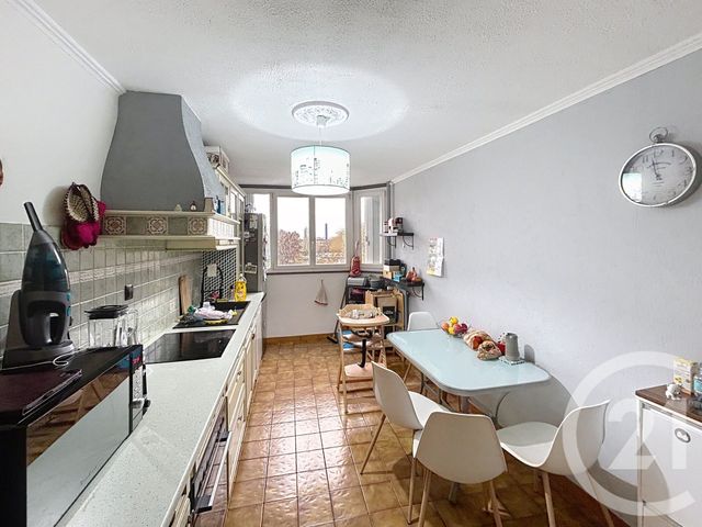 Appartement F4 &agrave; vendre - 4 pi&egrave;ces - 82,74 m2 - St Denis - 93 - ILE-DE-FRANCE