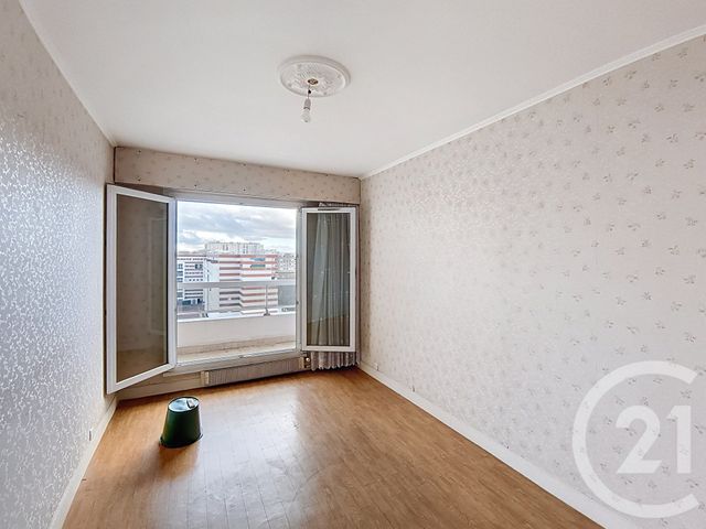 Appartement F4 &agrave; vendre - 4 pi&egrave;ces - 79,59 m2 - St Denis - 93 - ILE-DE-FRANCE