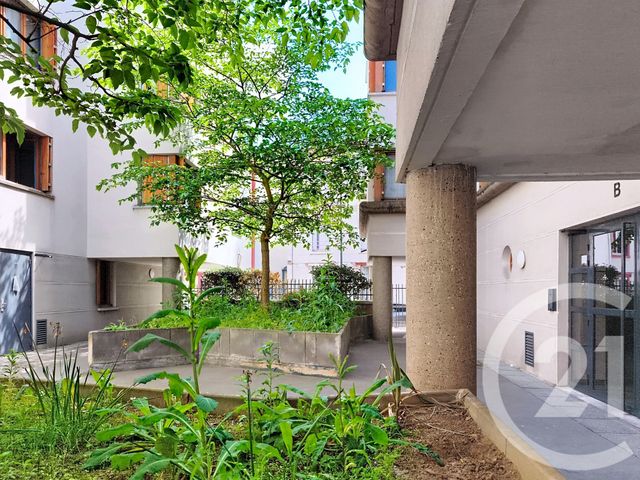 Appartement F4 &agrave; vendre - 4 pi&egrave;ces - 79,65 m2 - St Denis - 93 - ILE-DE-FRANCE