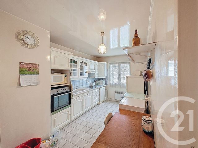 Appartement F5 &agrave; vendre - 4 pi&egrave;ces - 100,50 m2 - St Denis - 93 - ILE-DE-FRANCE