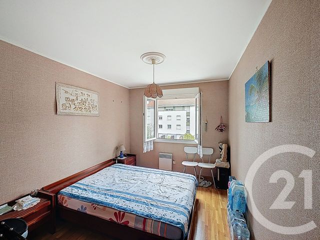 Appartement F5 &agrave; vendre - 4 pi&egrave;ces - 100,50 m2 - St Denis - 93 - ILE-DE-FRANCE