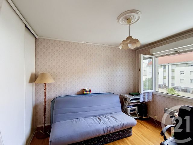 Appartement F5 &agrave; vendre - 4 pi&egrave;ces - 100,50 m2 - St Denis - 93 - ILE-DE-FRANCE