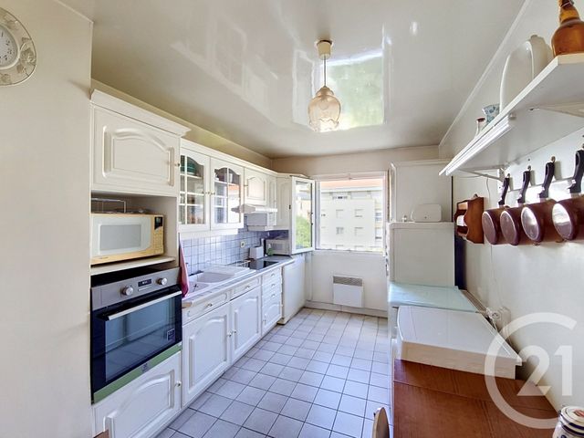 Appartement F5 &agrave; vendre - 4 pi&egrave;ces - 100,50 m2 - St Denis - 93 - ILE-DE-FRANCE