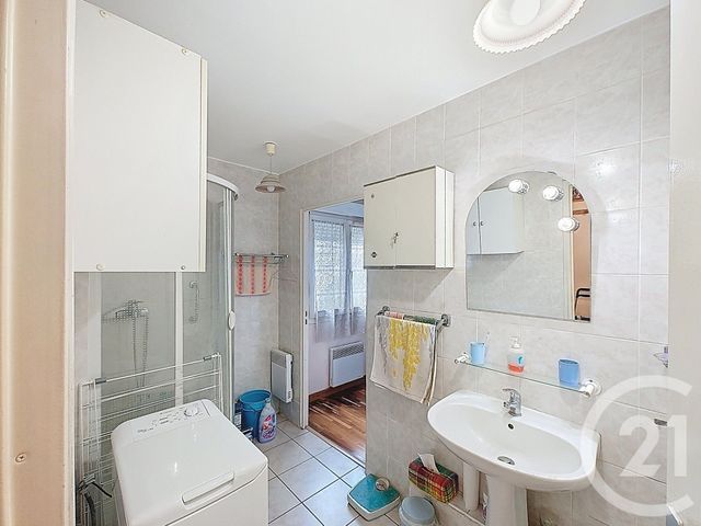 Appartement F5 &agrave; vendre - 4 pi&egrave;ces - 100,50 m2 - St Denis - 93 - ILE-DE-FRANCE