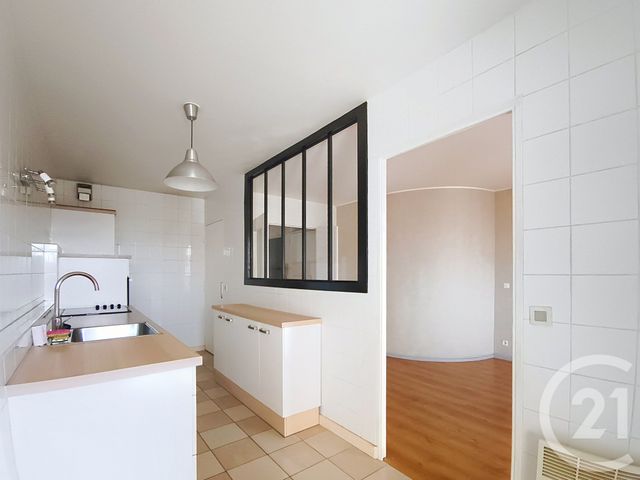 Appartement F3 &agrave; louer - 3 pi&egrave;ces - 68,39 m2 - St Denis - 93 - ILE-DE-FRANCE