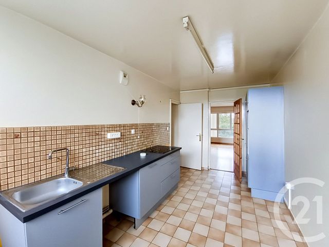 Appartement F4 &agrave; louer - 4 pi&egrave;ces - 78,83 m2 - St Denis - 93 - ILE-DE-FRANCE