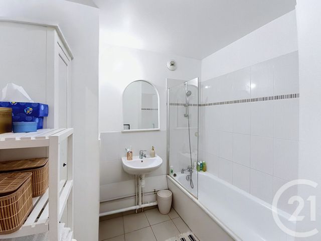 Appartement F3 &agrave; vendre - 3 pi&egrave;ces - 67,41 m2 - St Denis - 93 - ILE-DE-FRANCE