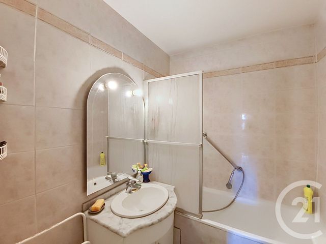 Appartement F4 &agrave; vendre - 4 pi&egrave;ces - 81,89 m2 - La Courneuve - 93 - ILE-DE-FRANCE