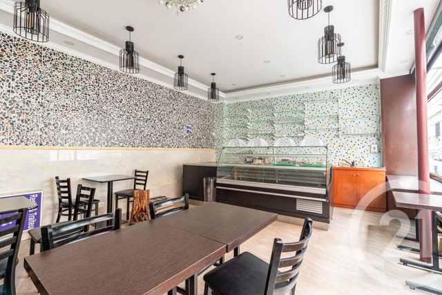 Appartement Local à vendre - 2 pièces - 56,36 m2 - Paris - 75017 - ILE-DE-FRANCE