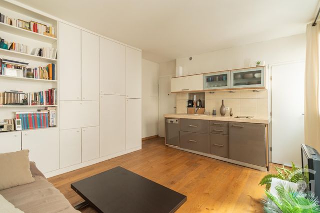 Appartement F2 à vendre - 2 pièces - 31,46 m2 - Paris - 75008 - ILE-DE-FRANCE
