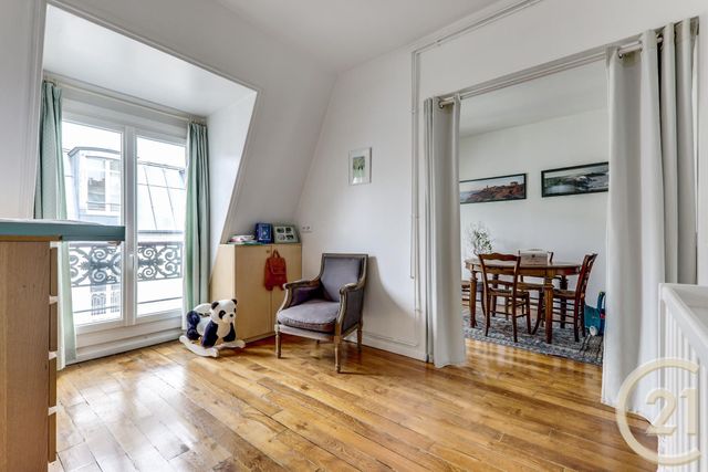 Appartement F4 à vendre - 4 pièces - 62,78 m2 - Paris - 75017 - ILE-DE-FRANCE