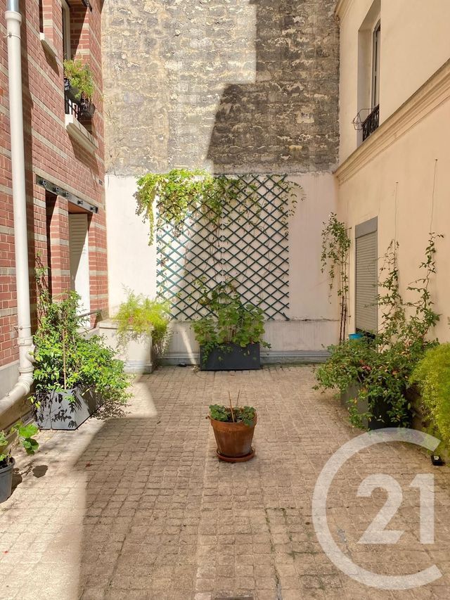 Appartement Studio &agrave; vendre - 1 pi&egrave;ce - 11,77 m2 - Paris - 75018 - ILE-DE-FRANCE