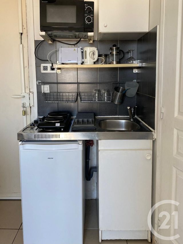 Appartement Studio &agrave; vendre - 1 pi&egrave;ce - 11,77 m2 - Paris - 75018 - ILE-DE-FRANCE