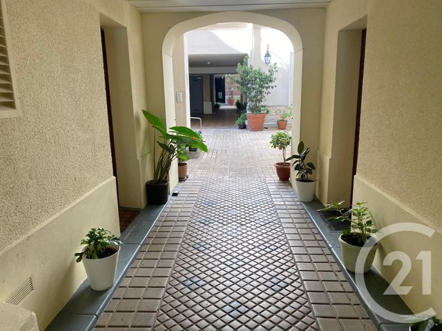 Appartement Studio &agrave; vendre - 1 pi&egrave;ce - 11,77 m2 - Paris - 75018 - ILE-DE-FRANCE