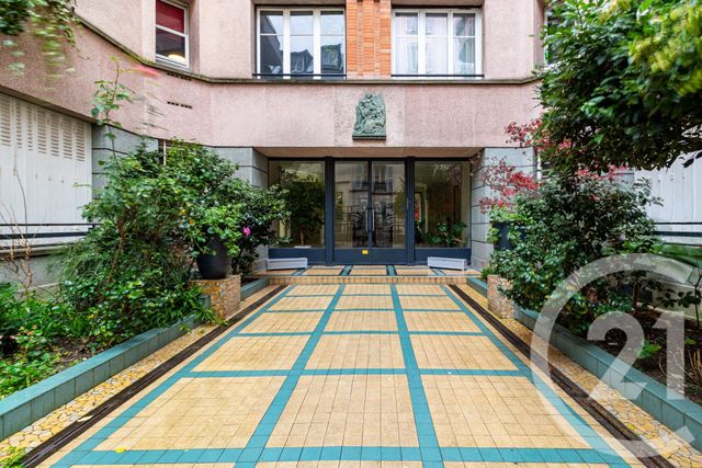 Appartement F3 à vendre - 3 pièces - 55,80 m2 - Paris - 75017 - ILE-DE-FRANCE